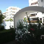 Thalia In Kalamata, 15' Walk From The Center And The 아파트 *