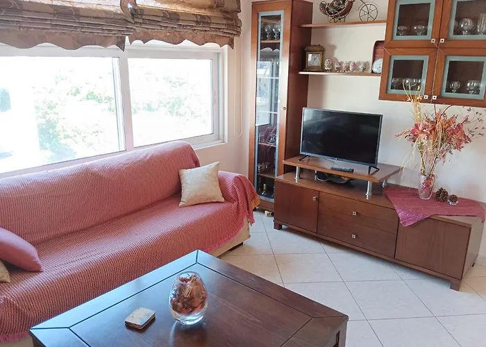 Thalia In Kalamata, 15' Walk From The Center And The