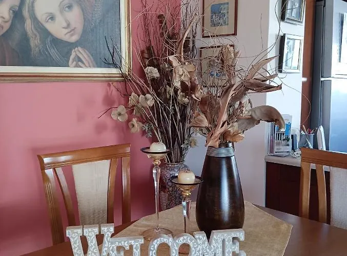 Thalia In Kalamata, 15' Walk From The Center And The